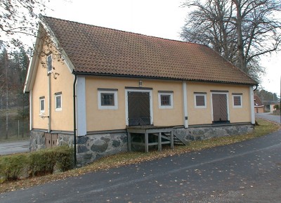 tumba hus 18.31.jpg
